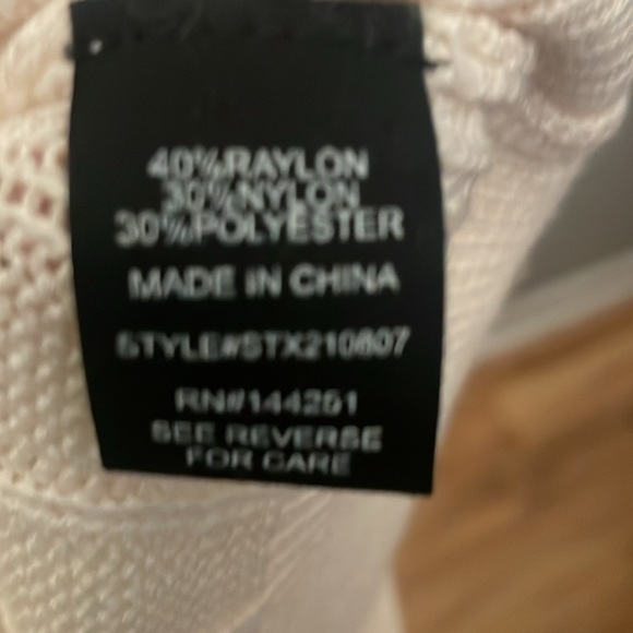 Moon and Madison sweater vest in a size large. - Picture 5 of 5